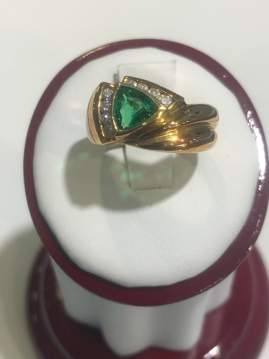 Unique Triangle Cut Fine Emerald Ring
